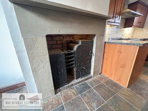 Feature Stove- click for photo gallery